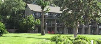 Bigfork Condo Near Flathead Lake & Downtown