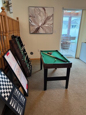 Games room - Home in North Spokane (Spokane)