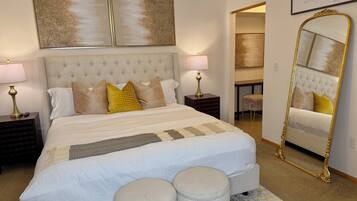 3 bedrooms, desk, free WiFi, bed sheets