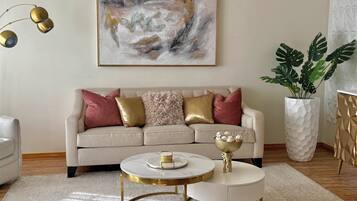 Smart TV, ping pong, books