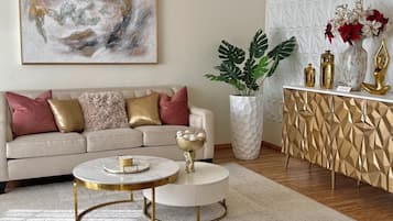 Smart TV, ping pong, books