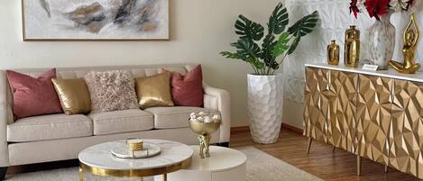 Smart TV, ping pong, books