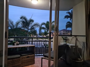 Interior - Splashpark family resort, full of fun. Close to theme parks, beach, restaurants (Mermaid beach)