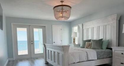 “Dream Oceanfront Escape – 3BED/2BATH with Oceanfront Living at Its Finest