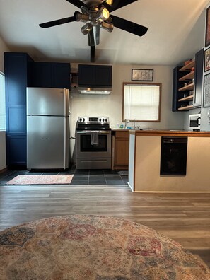 Mikrovågsugn, ugn och spishäll