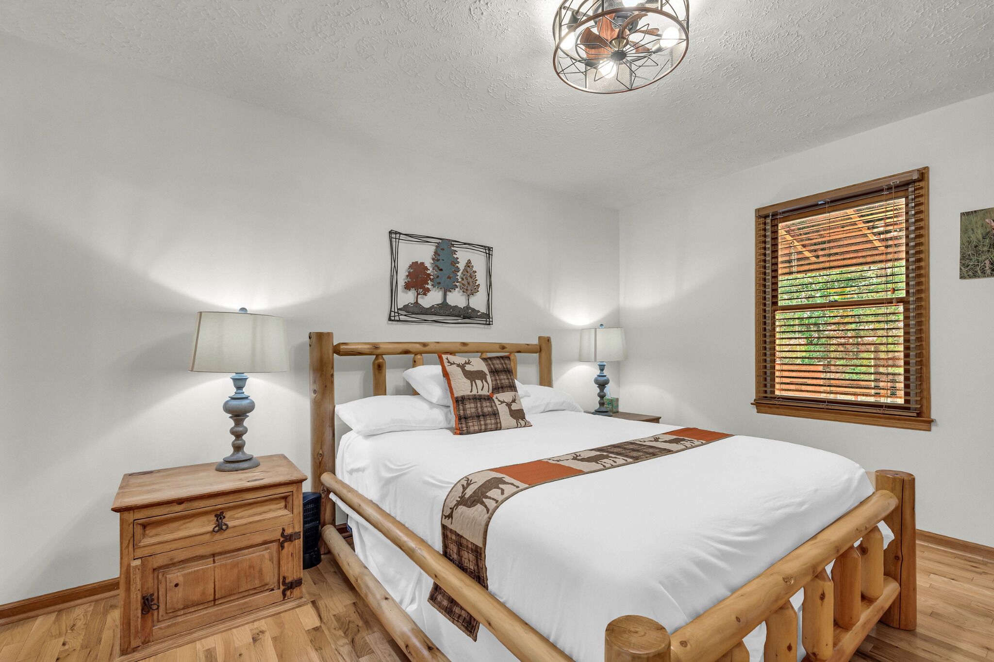 Bügeleisen/Bügelbrett, kostenloses WLAN, Bettwäsche