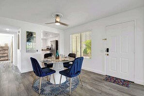 Dining - CDPS514 - The Mesquite Haven (Palm Springs)