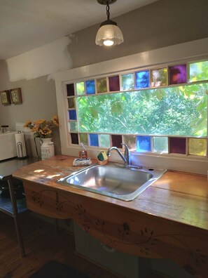 Interior - Stepping Stones Townhouse on Spring Street (Eureka Springs)