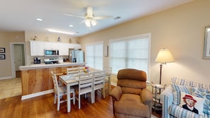 Interior - Champions Unit 3707 (Sunset Beach)