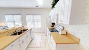 Interior - Champions Unit 3612 (Sunset Beach)