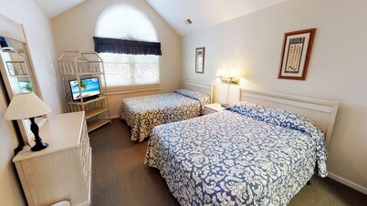 Club Villas Unit 11B