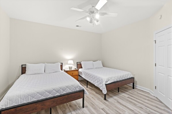 Interior - Champions Unit 3916 (Sunset Beach)