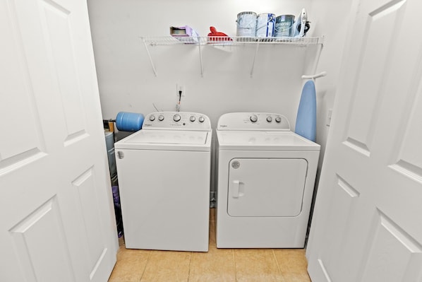 Interior - Champions Unit 3916 (Sunset Beach)