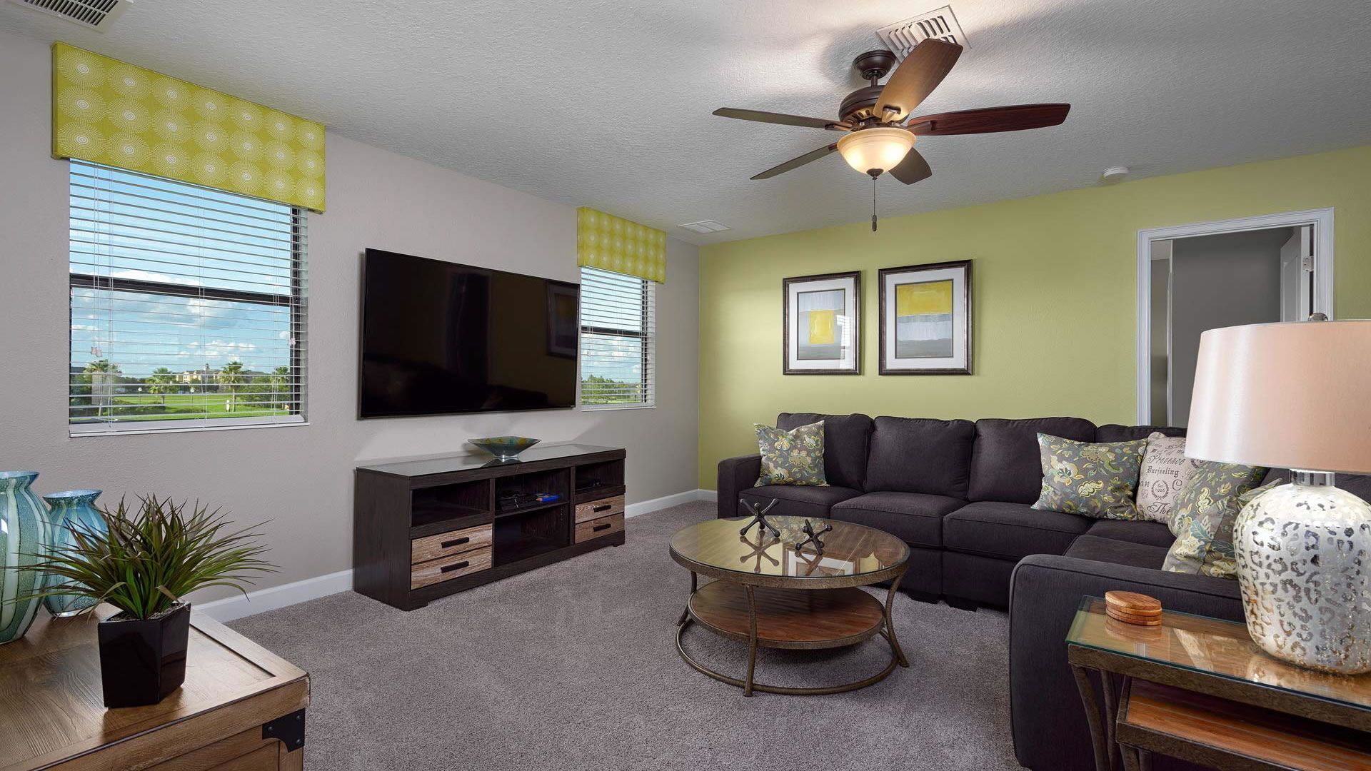 House (6 Bedrooms) | Front of property