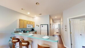 Interior - Club Villas Unit 24B (Sunset Beach)