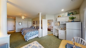 Interior - Champions Unit 3509 (Sunset Beach)