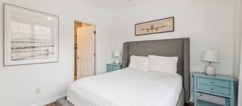 Chic Beach Condo Near Rehoboth & Lewes Beaches