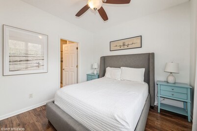 Chic Beach Condo Near Rehoboth & Lewes Beaches