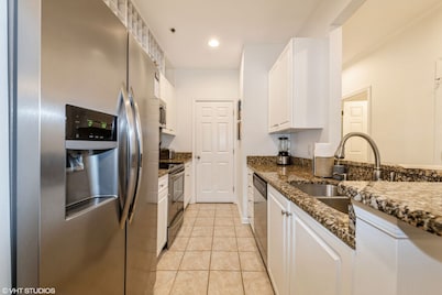 Chic Beach Condo Near Rehoboth & Lewes Beaches