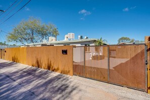 Interior - Chic Duplex in Tucson 1 of 2 (Tucson)