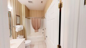 Interior - Champions Unit 3702 (Sunset Beach)