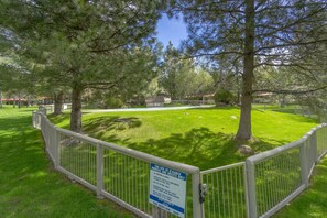 Interior - Circle 4 Condo 14 (Bend)