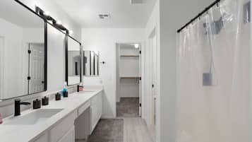 House (3 Bedrooms) | Bahagian dalam
