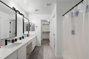 House (3 Bedrooms) | Interior - City Escape in Goodyear w Pool Spring Training (Goodyear)