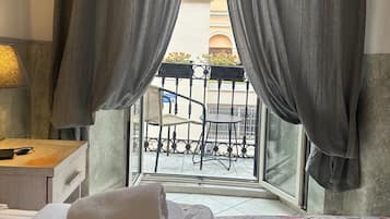 Escritorio y wifi gratis