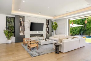 Interior - Luxurious Villa in The Heart Of Beverly Hills/West Hollywood (Beverly Hills)
