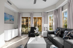 Interior - 5101 (Orlando)