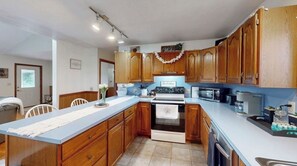 Microwave, oven, stovetop, dishwasher