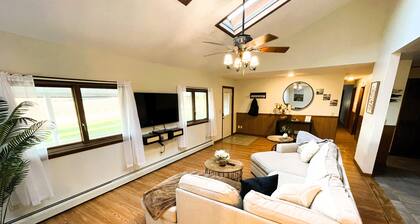 Secluded Finger Lakes 3BR Retreat Near Keuka Lake with Vineyard Views