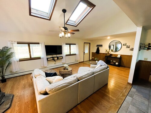 Secluded Finger Lakes 3BR Retreat Near Keuka Lake with Vineyard Views