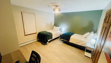 3 Schlafzimmer, BĂŒgeleisen/BĂŒgelbrett, kostenloses WLAN, BettwĂ€sche