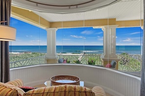 Interior - 4 Bedroom Beach Bliss (Palm Coast)