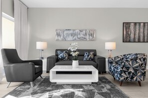 Front of property - 7105 (Orlando)