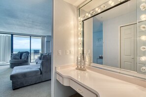 อพาร์ทเมนท์ (3 Bedrooms) | ภายใน