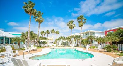 Turquoise Treasure - Boardwalk to the Beach! Beach Gear Credit