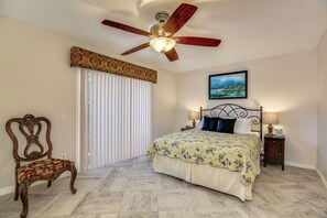 Interior - Sandstone (Palm Springs)