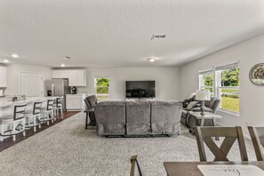 Interior - Swaying Palm Cabana by the Beach (Palm Coast)