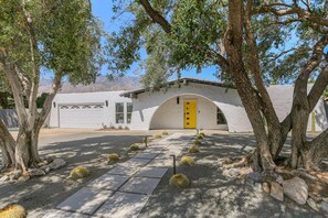 Interior - Viminal (Palm Springs)