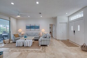 Interior - Life's Porpoises - 29 Coconut Ct (Palm Coast)