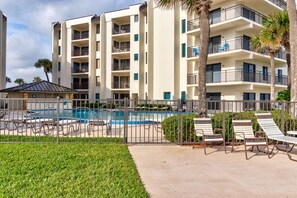Interior - Sunny Ormond Beach SOB Condo, Pool, No Drive Beach (Ormond Beach)