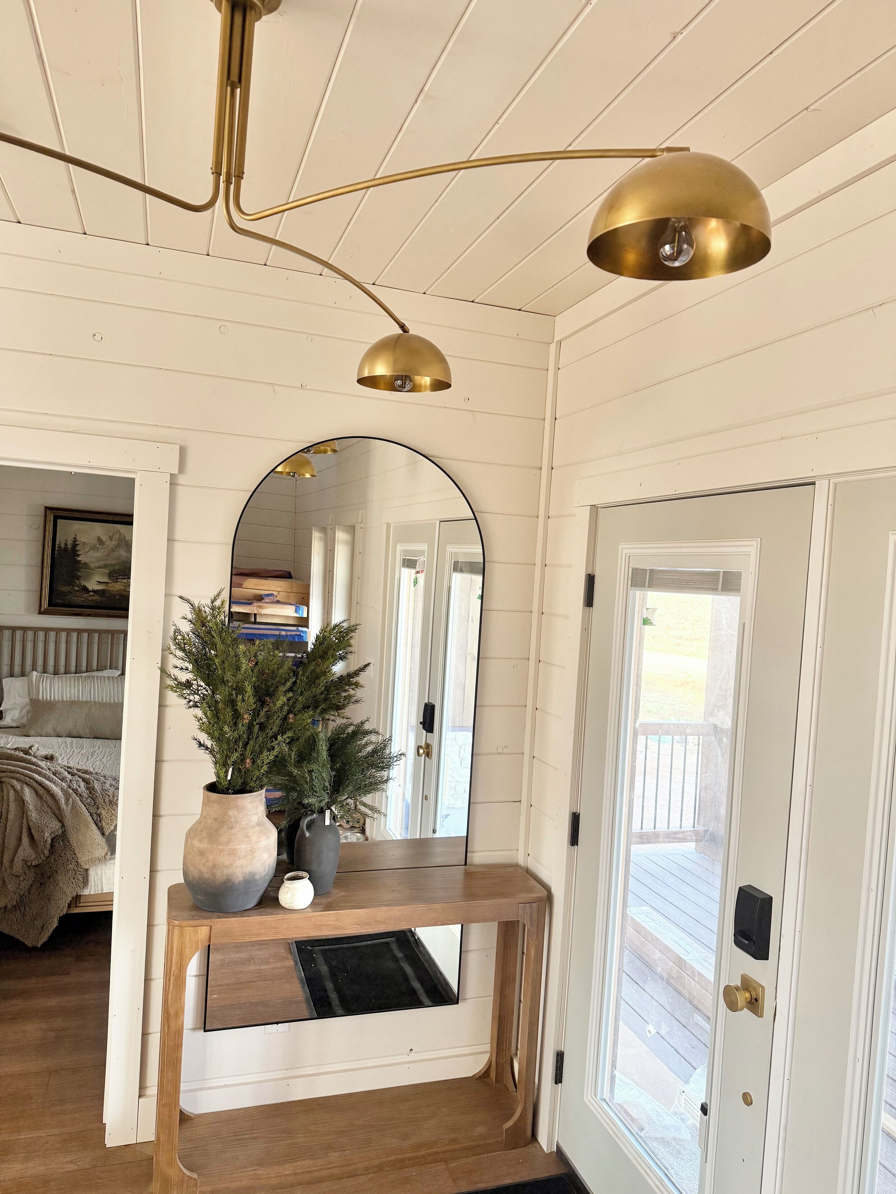 7 bedrooms, iron/ironing board, WiFi, bed sheets