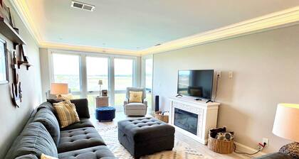 2112 Landfall Way
