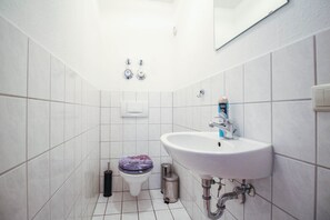 Handtücher, Toilettenpapier