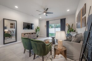Interior - 2215 E 19th Ave (Tampa)