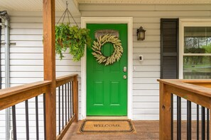 Interior - 306 Jason Court, Woodstock (Woodstock)