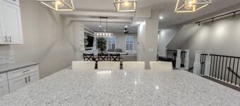 Luxury 4BR Townhome | Pet-Friendly | Waffles too!